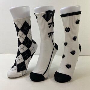 Womens Argyle Bow Strawberry Crew Socks 3-Pack Set Black White